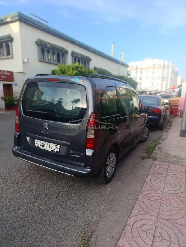 voiture très propre - bien entretenue