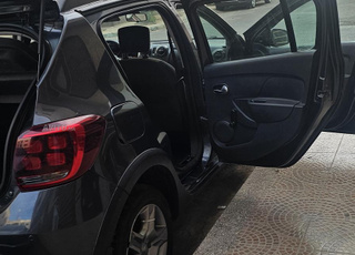 Dacia Sandero Stepway Diesel   option tt