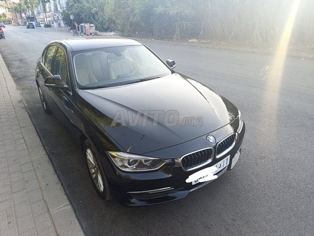 BMW Série 3 Diesel Automatique 2012 à Kénitra