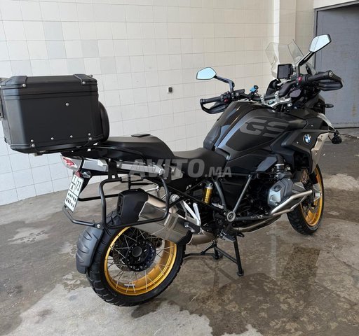 BMW GS R1250 Triple Black