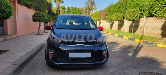 Kia Picanto Essence Automatique 2021 à Marrakech