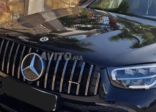مرسيدس-بنز فئة GLC 300 من AMG 2022