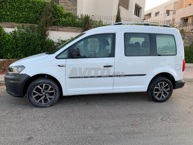 Volkswagen Caddy Diesel Manuelle 2019 à Agadir
