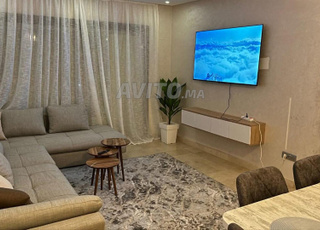 Appartement près du café Abdi à la plage, étage