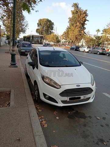 Ford Fiesta essence 2014