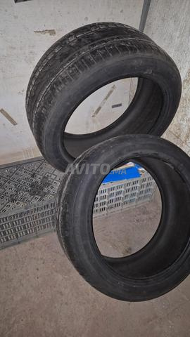 2 pneus BMW X6 bon état (prix négociable 👌)