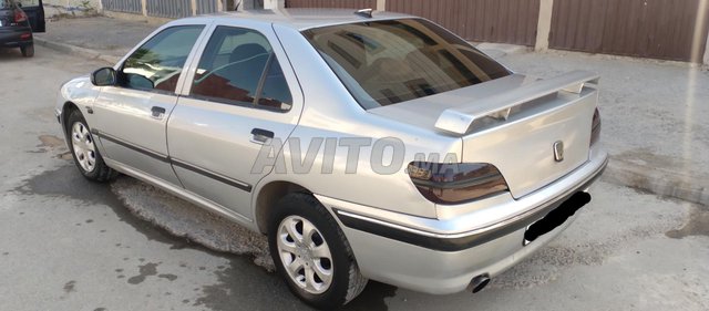 Peugeot 406