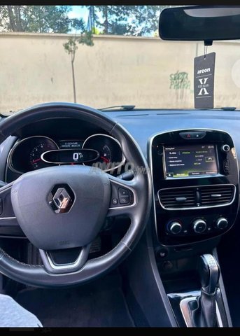 Renault Clio Diesel Automatique 2019 à Agadir