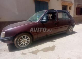 سيارة للبيع