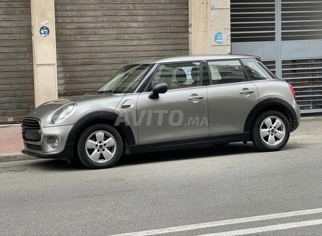 Mini Cooper Essence Automatique 2017 à Safi