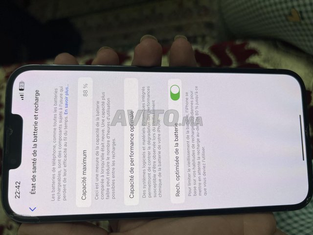 Iphone 13 pro max à vendre encore neuf