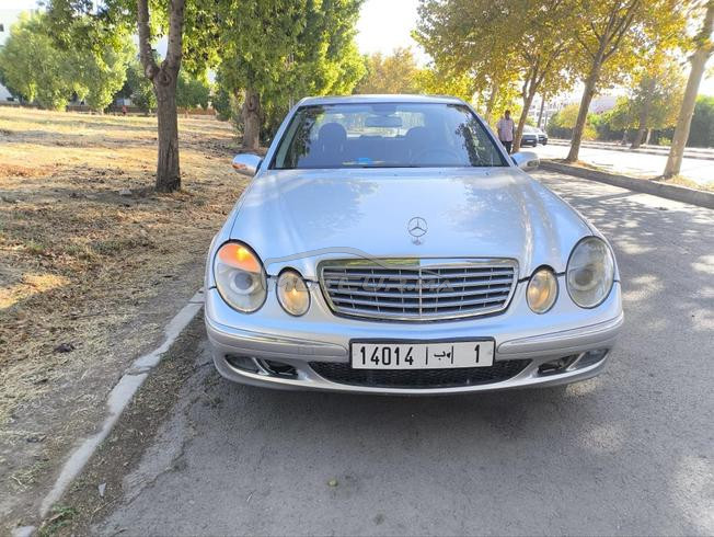 Mercedes-Benz 270 Diesel Automatique 2003 à Fès