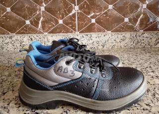 Chaussures à vendre taille 41