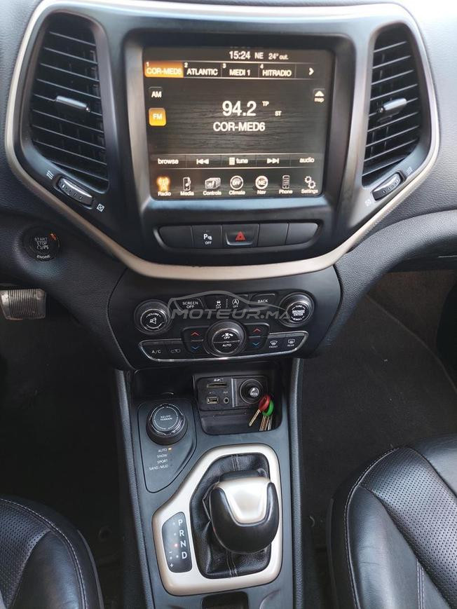 Jeep Cherokee en bon état 