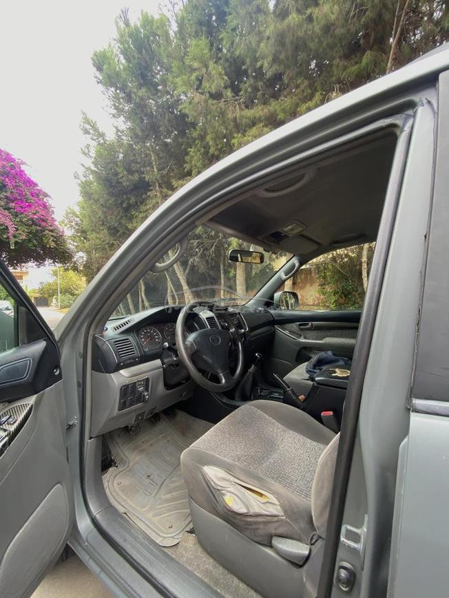 toyota prado land cruiser GX 