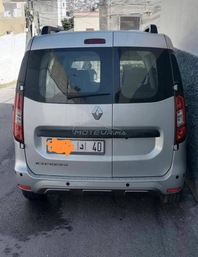 Renault Express Diesel Manuelle 2023 à Tanger