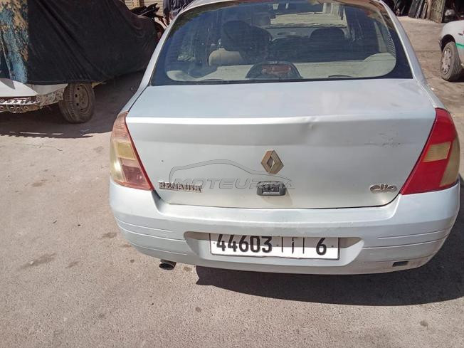 Renault Clio Essence Manuelle 2001 à Casablanca