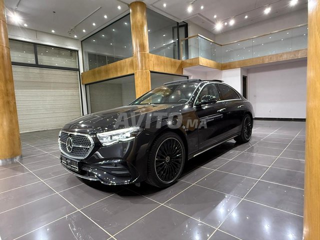 Mercedes-Benz Classe E 300 de  2024