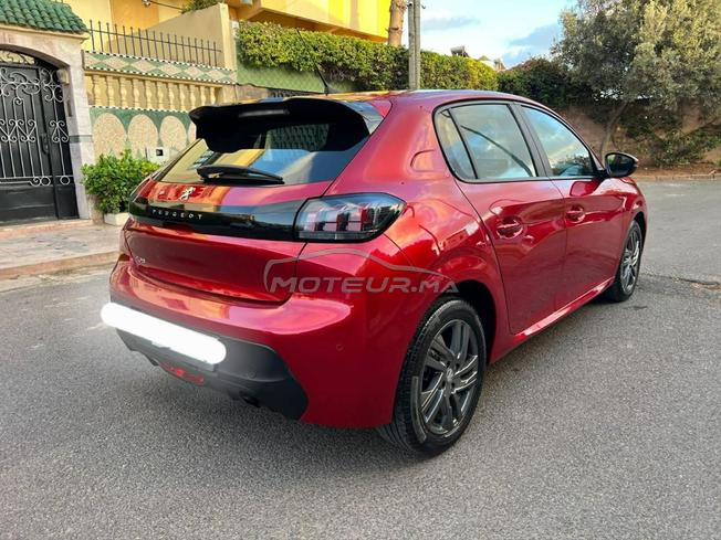 Peugeot 208 2023 automatique 