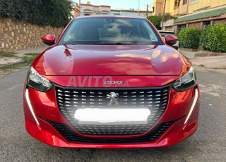 Peugeot 208 2023 automatique