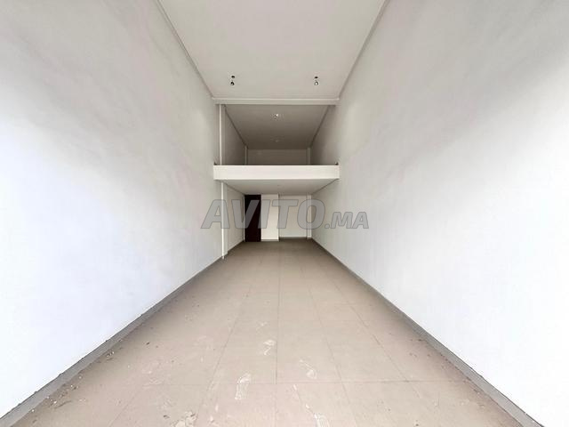Local commercial de 80 m² à vendre à Abdelmoumen - 2