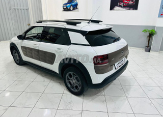 Citroën C4 Diesel Automatique 2015 à Tétouan