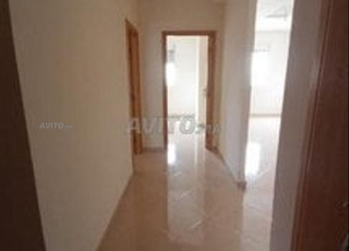 Nouveaux appartements prêts à vendre dans la zone industrielle d'Eznaya