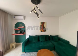 Studio meublé en exclusivité à louer à Oasis