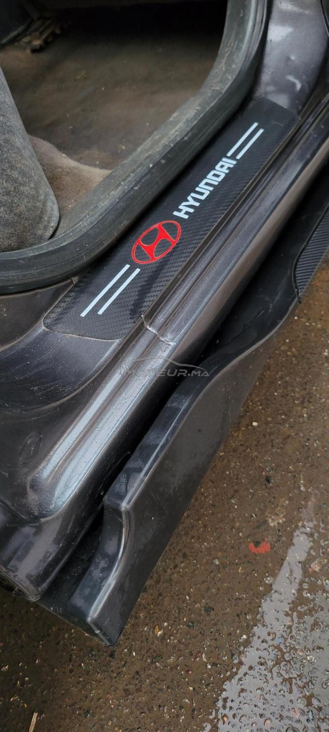 Hyundai Elantra 1er main