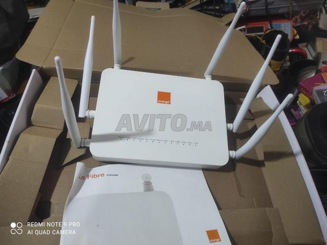 Routeur wifi très bon état 150 dh prix fixe