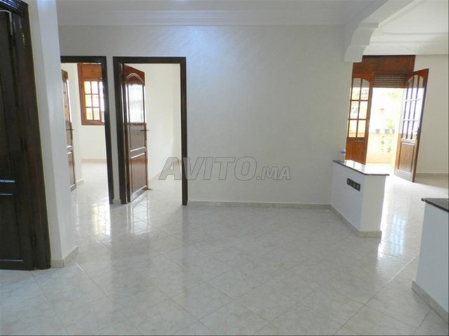 Etage de villa VIDE 130 m2 Bd HASSAN II