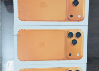 iPhone 17 pro Max ORANGE