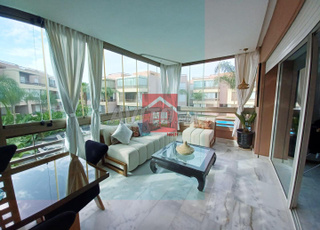 Appartement meublé avec terrasse😍 et piscine à vendre à Guéliz