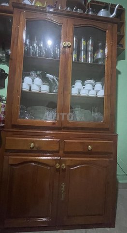 خزانة مطبخ خشبية أنيقة بحالة ممتازة 🤩✅