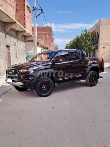 تويوتا هايلكس جي آر