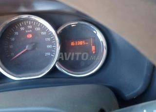 داسيا لوجان ديزل يدوي 2015 في الدار البيضاء