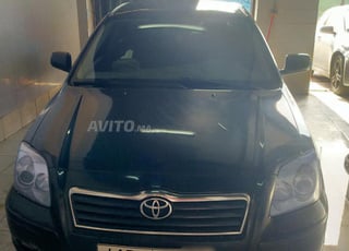Toyota Avensis D4D Montage U. k