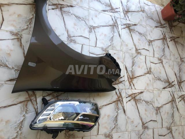 Faro Dacia d'origine de la maison howa w lalita