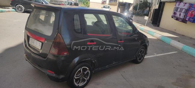daihatsu yrv 