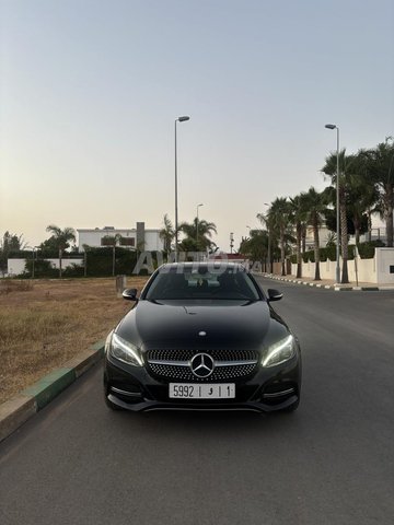 Mercedes c-220 en très bon état à vendre