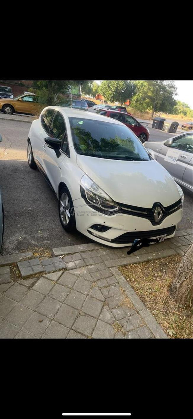 Renault clio 2017 deouana 07/2025