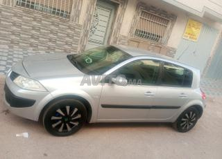 Mégane 2 voiture en bon état