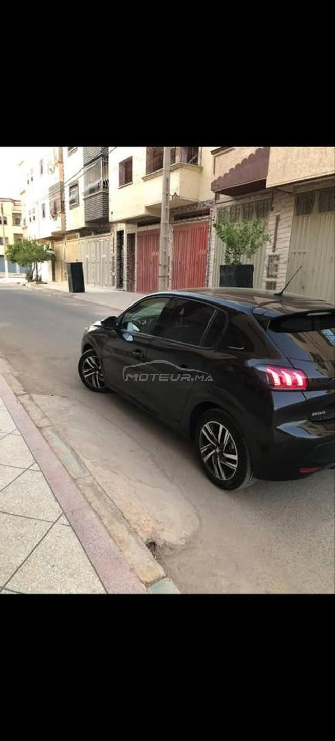 Peugeot 208 Diesel Manuelle 2021 à Salé
