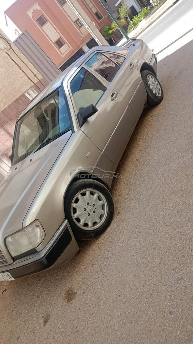 السلام عليكم مرسيدس للبيع 