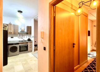 Appartement près du théâtre Afifi à la plage, premier étage