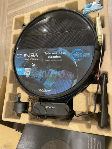 روبوت مكنسة كهربائية