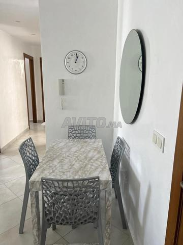 شقة قرب شارع محمد السادس لقدم البحر طابق أول