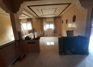 Bel appartement à louer à Riad Sahel Soualem