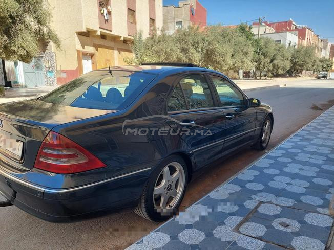 Mercedes 220 