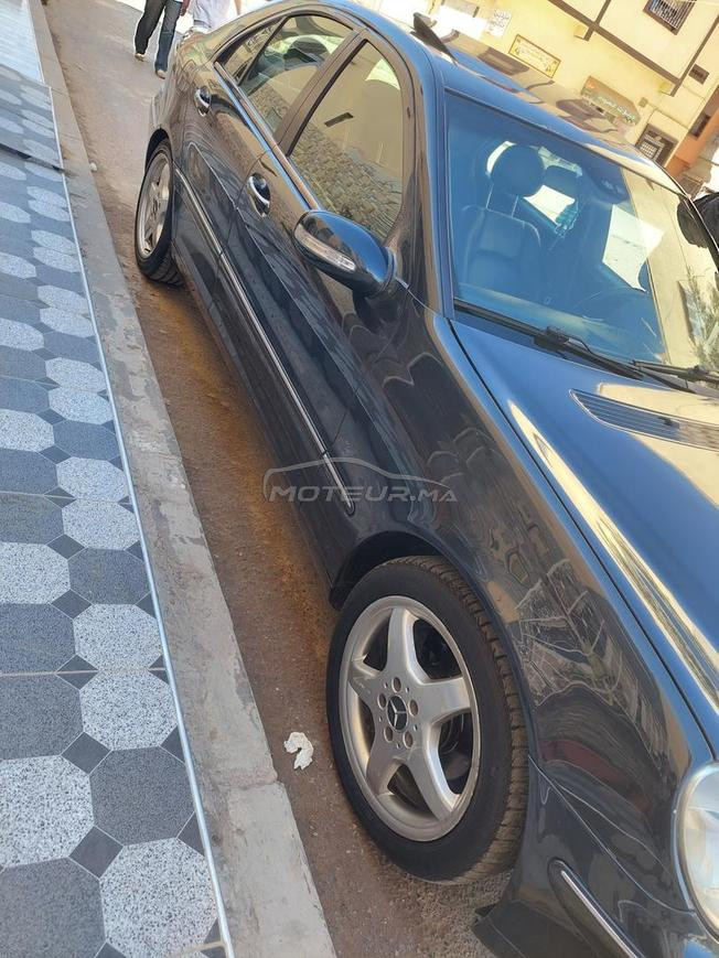 Mercedes 220 
